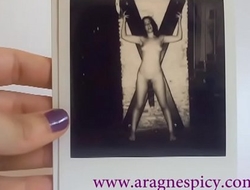 Aragne shows her polaroids from a private BDSM session 2016
